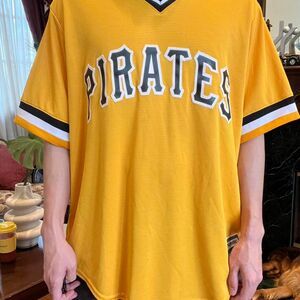 Vintage Pirates Brown and Yellow MLB Pirates lofty fit comfy Jersey t shirt